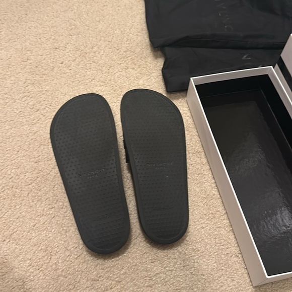 Givenchy Slide Flat Sandals - Picture 5 of 6